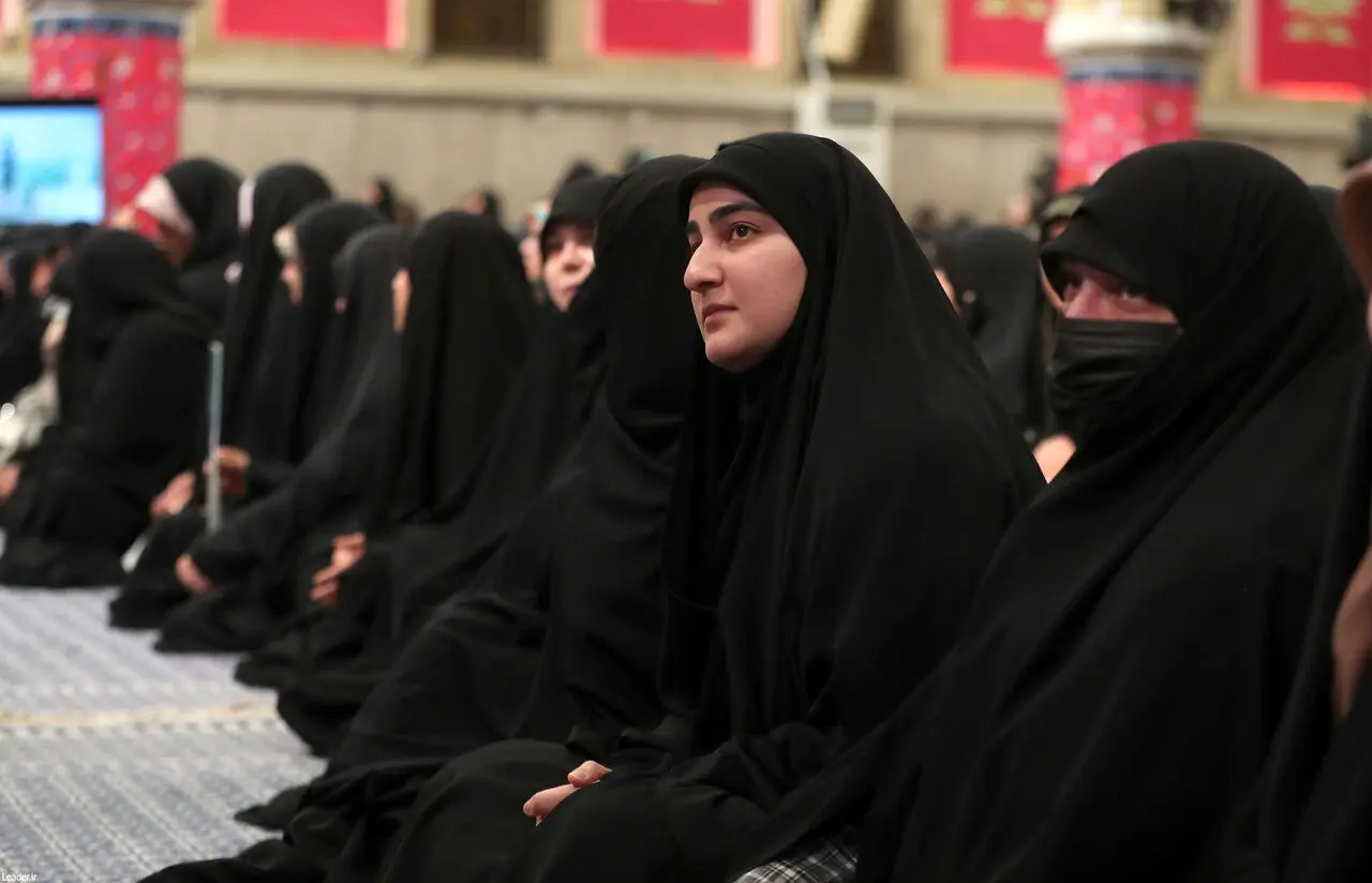 زینب سلیمانی در مراسم تشییع محمد کاسبی دیده شد + عکس