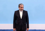عراقچی در ۶۳ سالگی پدر شد

