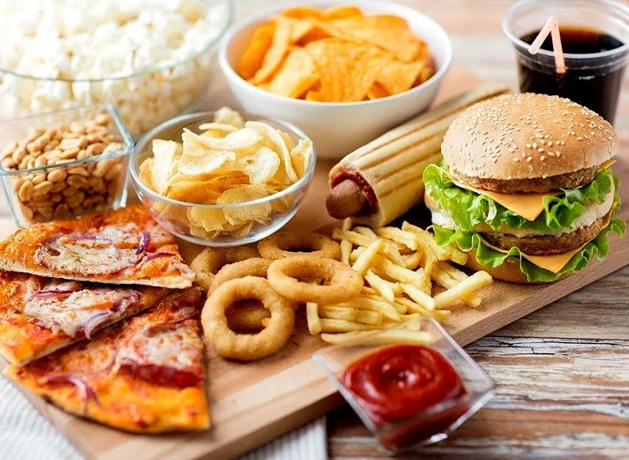 اگر می‌خواهید شب خوب بخوابید این غذاها را نخورید!