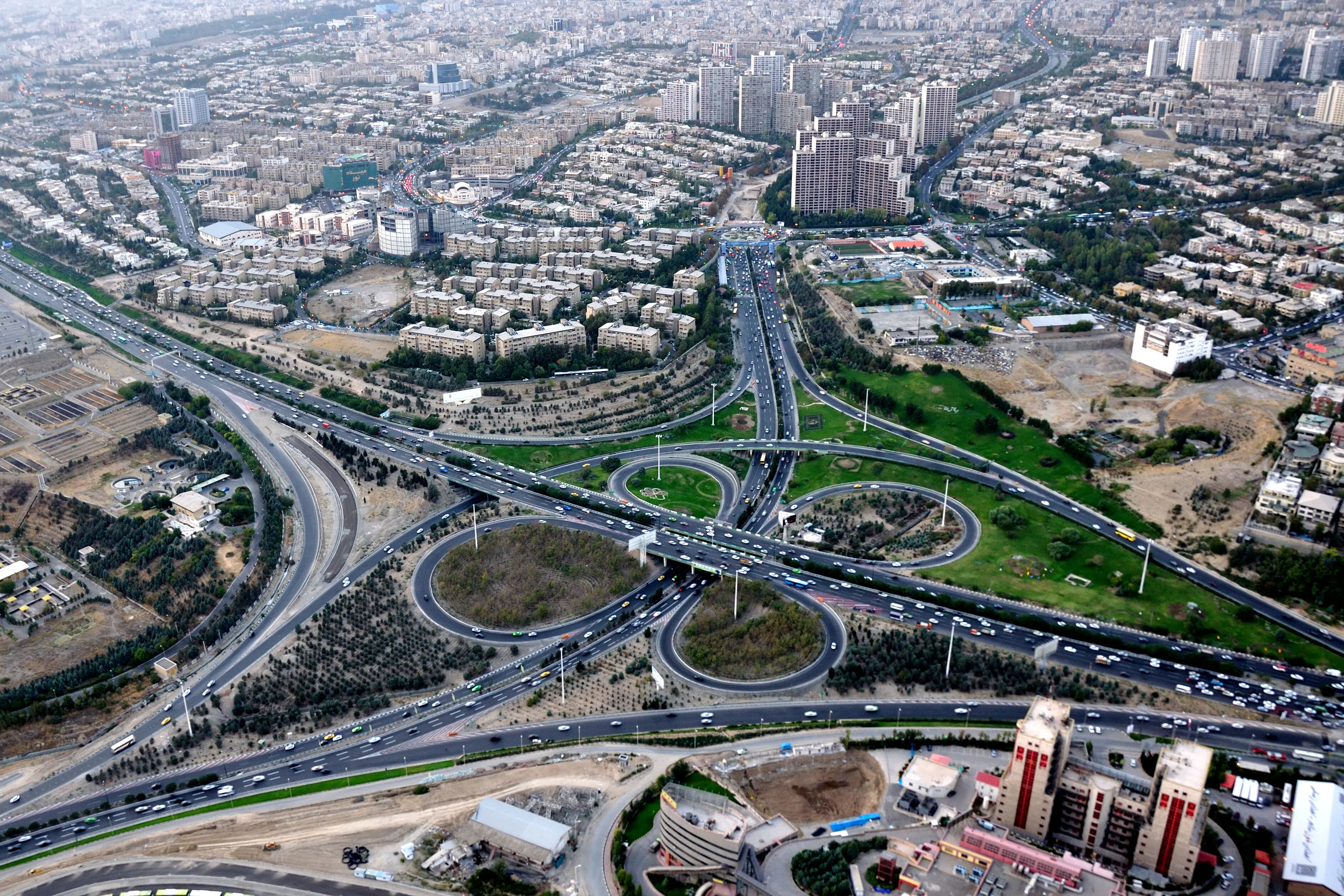 شاید «همت» هم برای قطار شهری دو طبقه شود 
