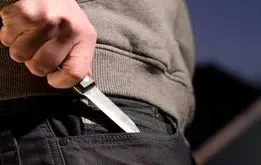 زورگیری بی رحمانه و دلخراش دو موتوسوار از یک زن با نوزاد در آغوشش در تهران +‌ فیلم