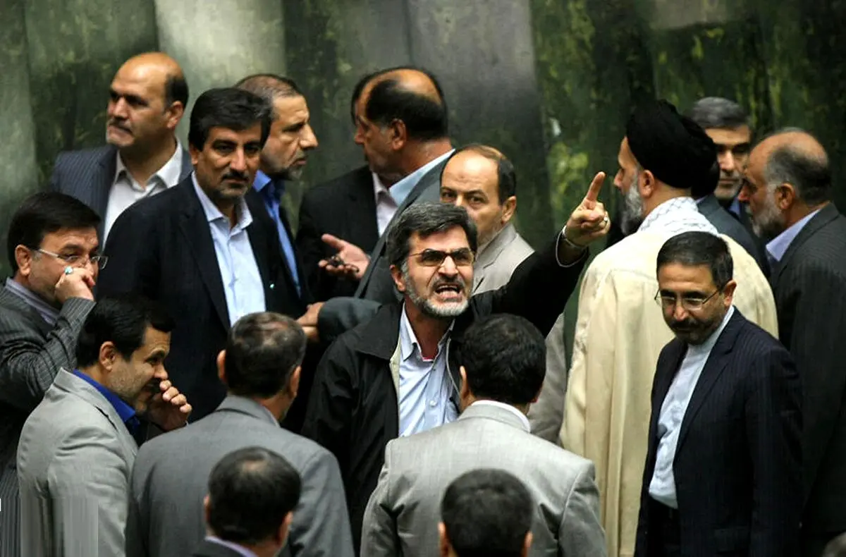 آغاز حمله تند به دولت پزشکیان از تریبون مجلس؛ مهدی کوچک‌زاده با رمز ظریف استارت زد