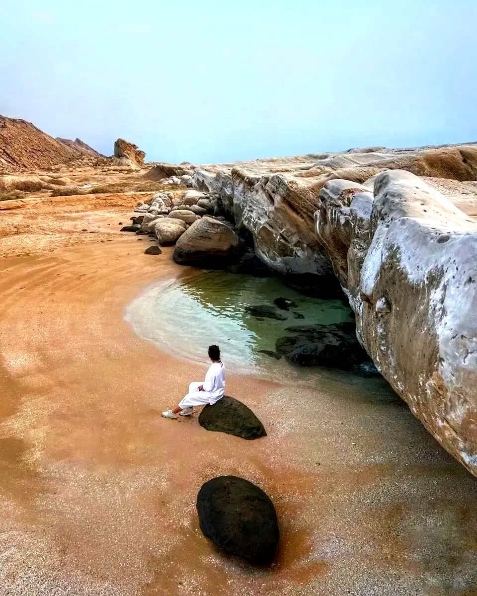 ساحل با شکوه دستیر هرمزگان+فیلم دیدنی
