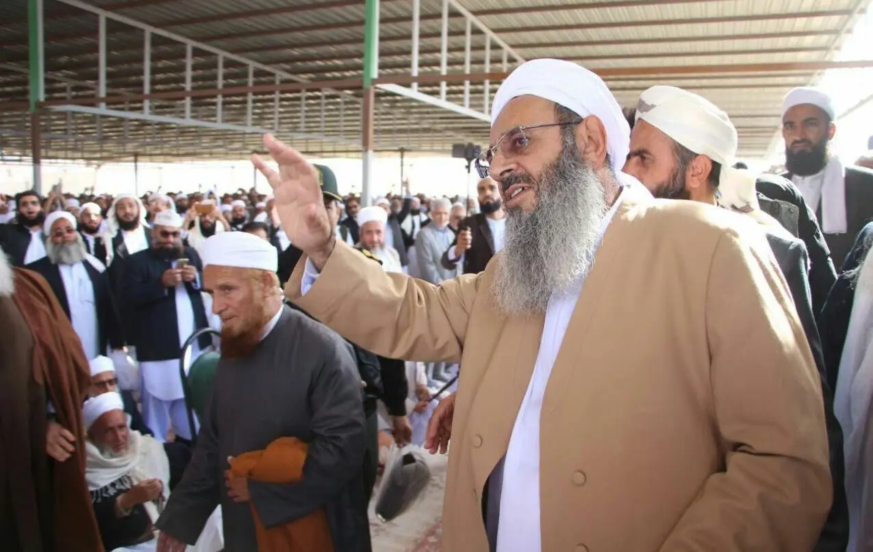مولوی عبدالحمید تهدید شد
