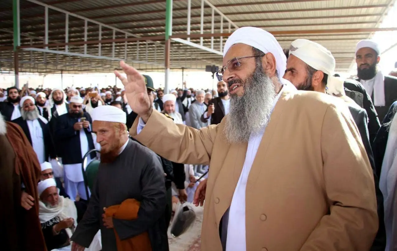 مولوی عبدالحمید تهدید شد