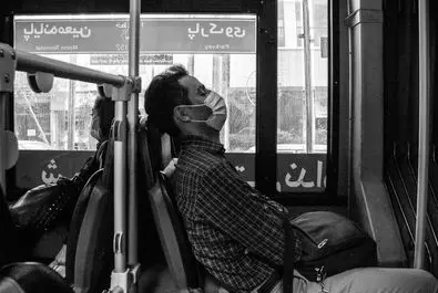 خواب در هیاهو