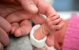 تولد شگفت انگیز چهار قلوها در زاهدان+عکس