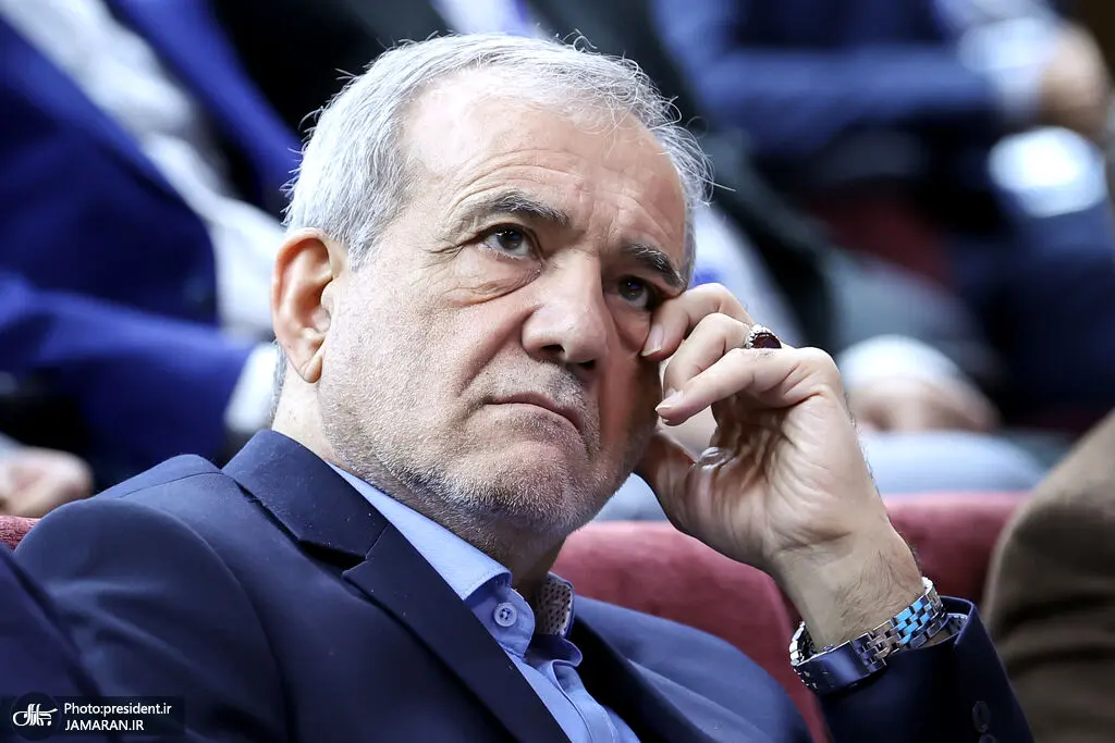 کیهان حرفش درباره استعفای پزشکیان را عوض کرد

