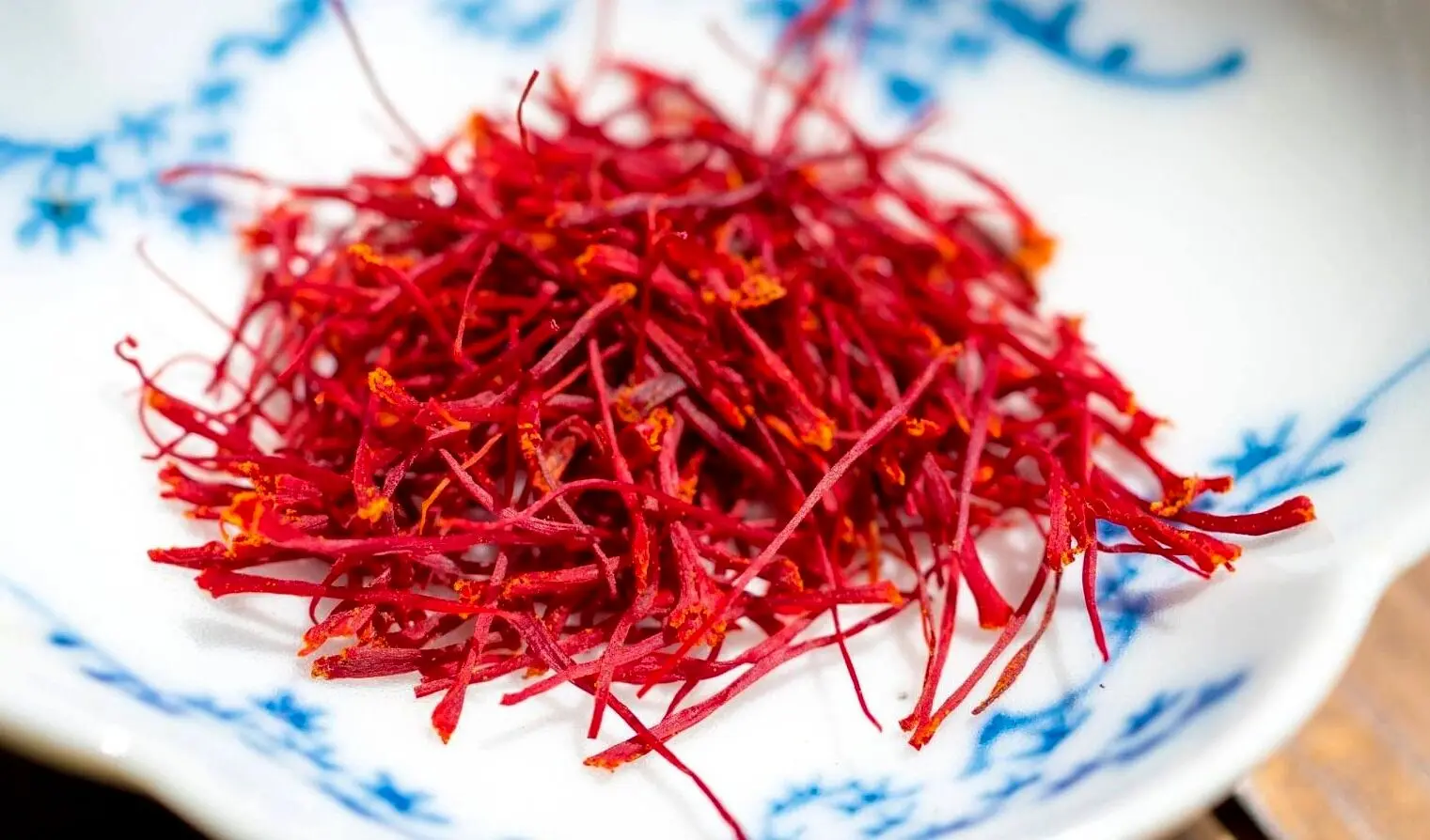 طلای سرخ ارزان شد
