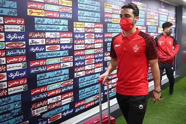 شوک به پرپسولیسی ها | هافبک پرسپولیس دربی را از دست داد