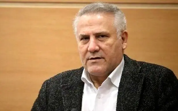 واکنش تند یک نماینده به نخواندن سرود ملی توسط بازیکنان/ خاک بر سر وزارت ورزش کند که این افراد را برای مسابقات برگزیدند