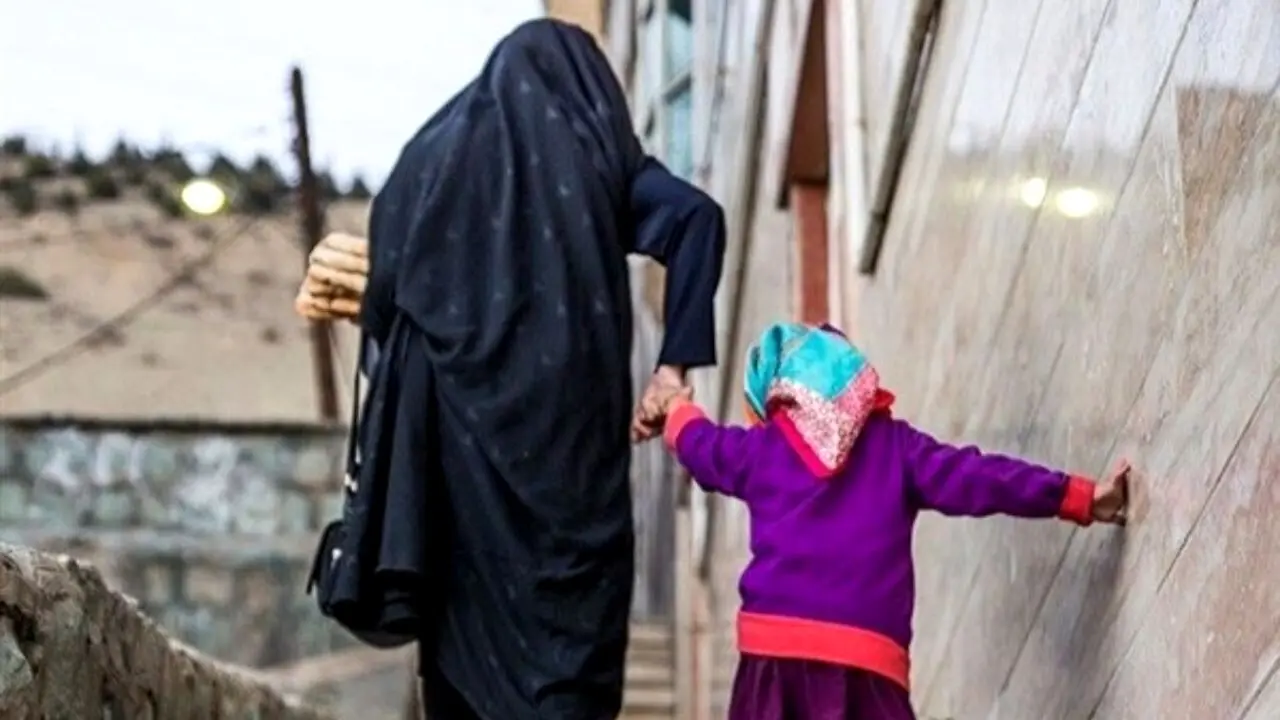 چه کسانی مشمول وام اشتغالزایی زنان سرپرست‌ خانوار می شوند؟