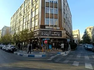 عملیات تغییر نام «بانک آینده» به «بانک ملی» آغاز شد +عکس