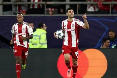 مهدی طارمی «پسر ایران» شد+عکس