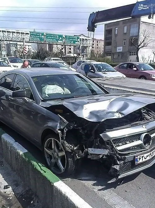 ضرر چند میلیاردی صاحب بنز CLS به هنگام حمل خودرو +عکس