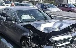 ضرر چند میلیاردی صاحب بنز CLS به هنگام حمل خودرو +عکس