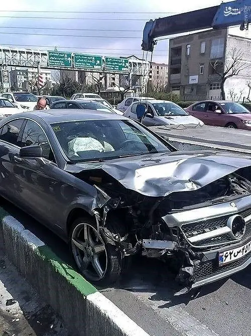 ضرر چند میلیاردی صاحب بنز CLS به هنگام حمل خودرو +عکس