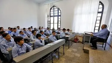 تصمیم جدید برای لایحه رتبه‌بندی معلمان | لایحه دولت در دستورکار قرار می‌گیرد
