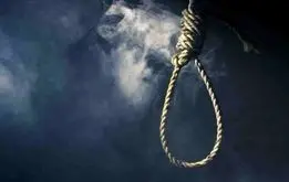 سلفی خانواده مقتول معلم زن و فرزندانش با قاتل هنگام اجرای حکم اعدام + عکس