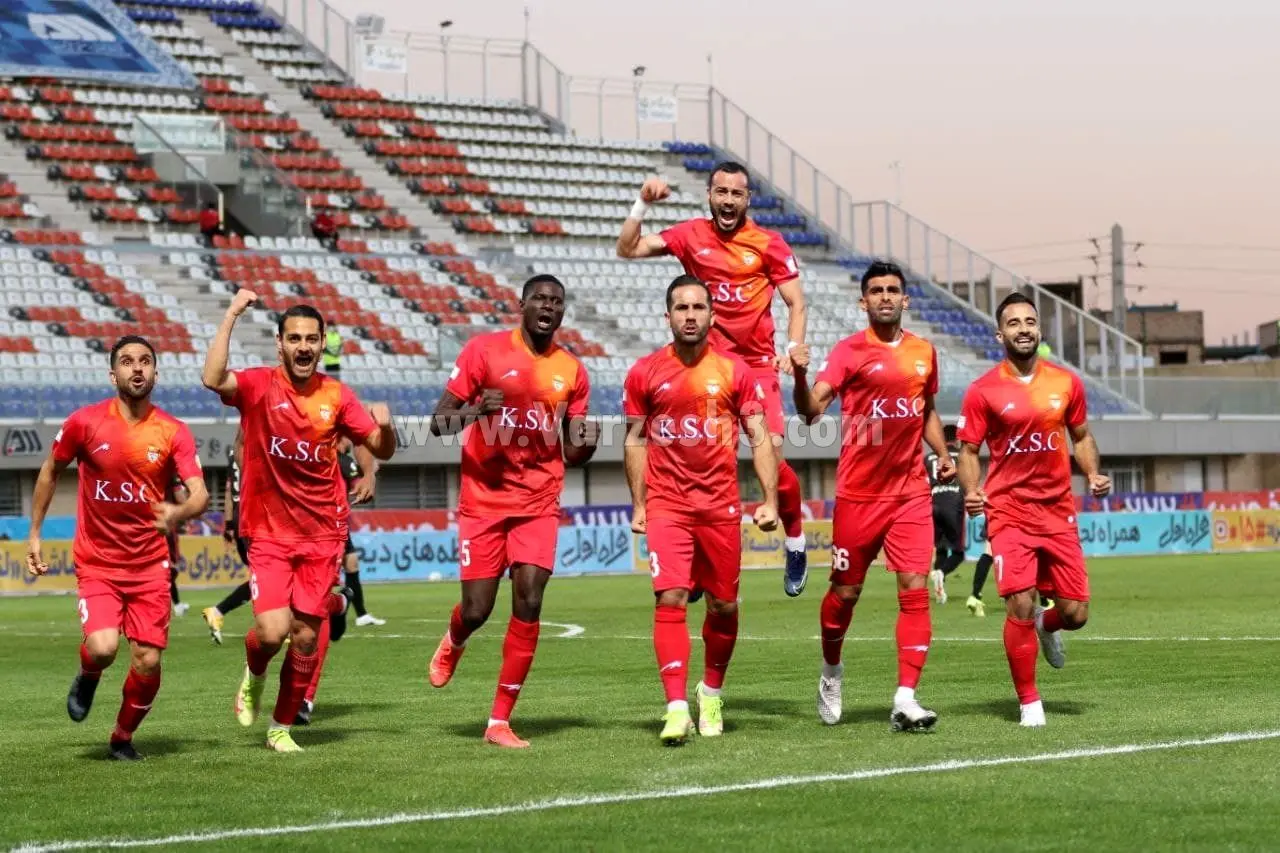 این باریکن از فولاد جدا شد