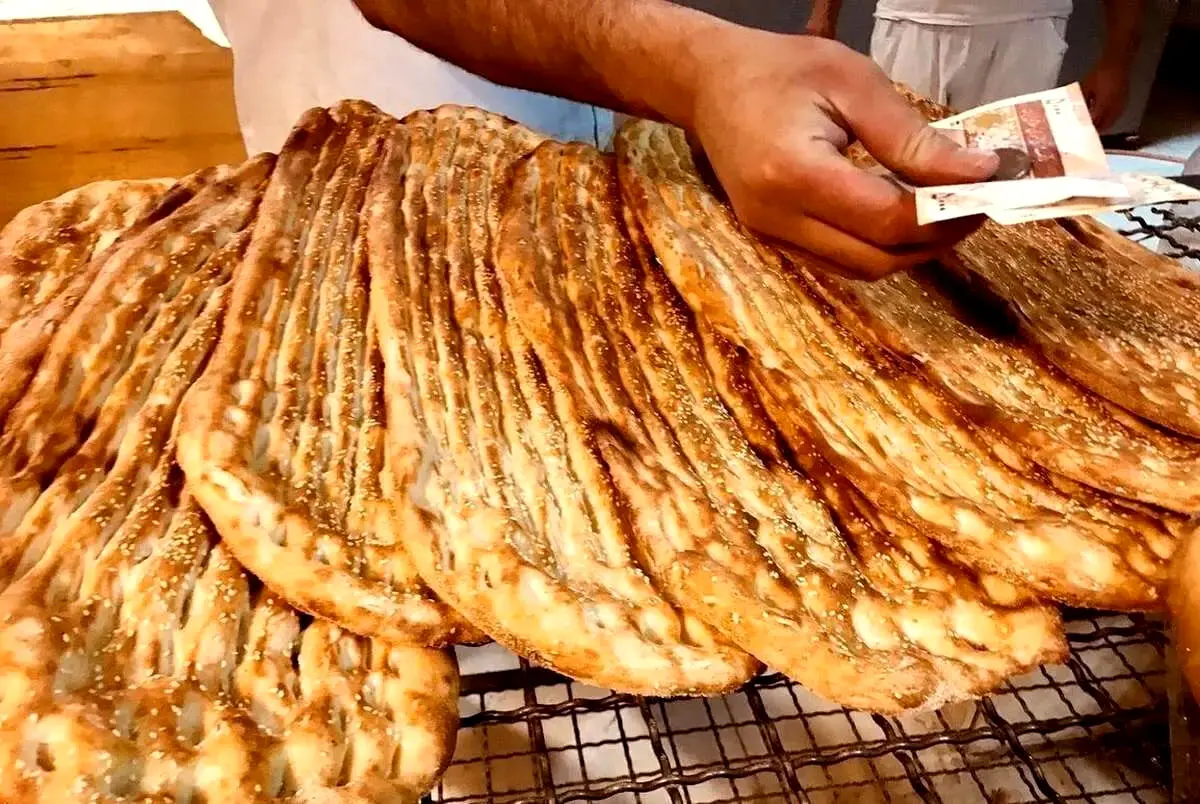 فعلا خبری از گرانی نان در تهران نیست