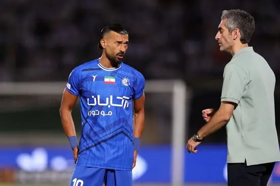 تمرینات خبرساز رامین رضاییان در پارک+فیلم