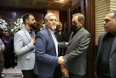 مراسم ترحیم مادر اسحاق جهانگیری