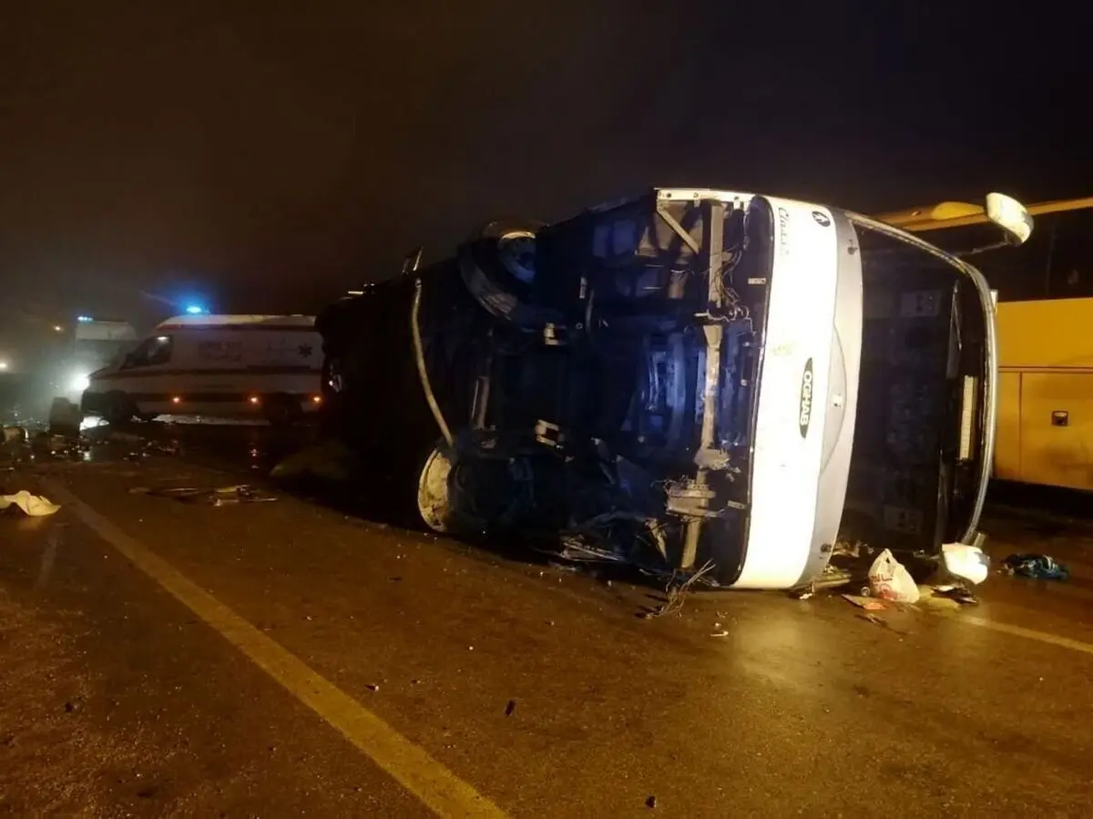 فوری؛ اتوبوس حامل دانش‌آموزان در کرمان واژگون شد | ۶ نفر جان باختند