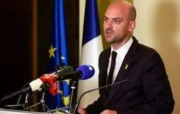 پاریس: خط مقدم جنگ مدام به اروپا نزدیک می‌شود