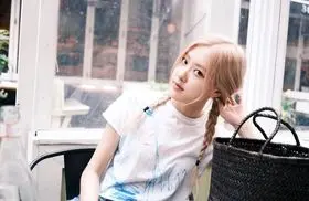 زیباترین زن سال ۲۰۲۵ انتخاب شد
