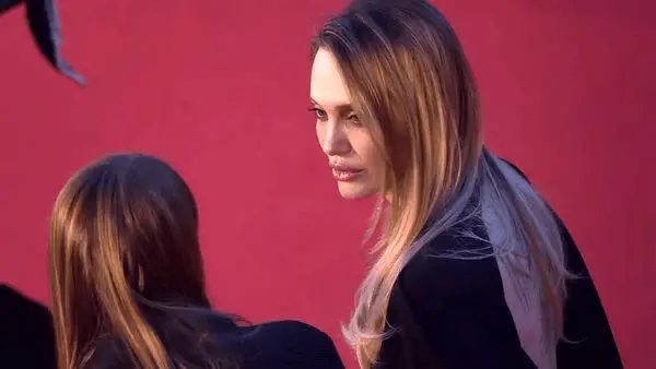 آنجلینا جولی به خط مقدم جنگ رفت!