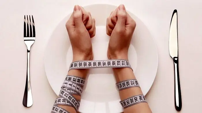 این علائم یک بیماری است ، به آن نخندید و پچ‌پچ نکنید

