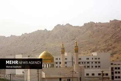 قم در گرد و غبار غرق شد