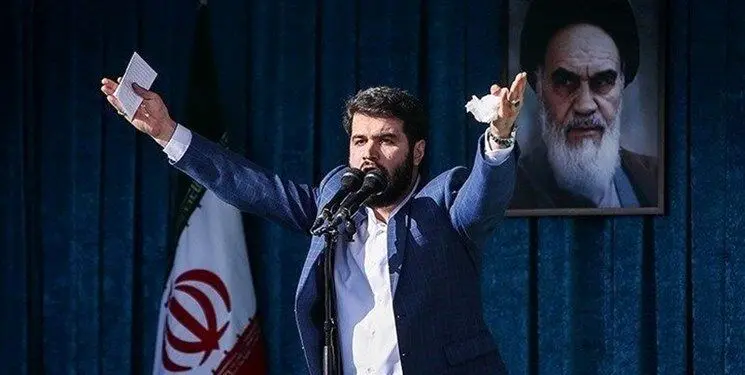 شعرخوانی سیاسی در راهپیمایی 22 بهمن |کنایه به روحانی | قطع پخش زنده بخاطر یک شعار + متن شعر