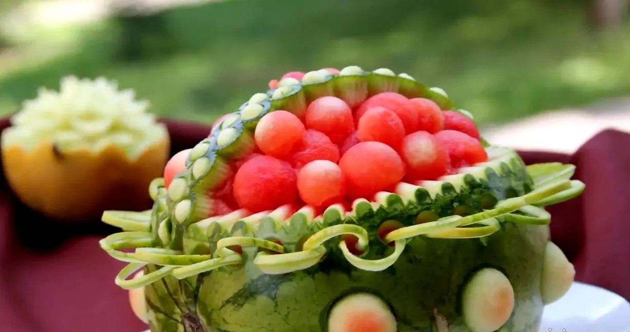 چند راهکار ساده برای بالا بردن عمر هندوانه شب یلدا 