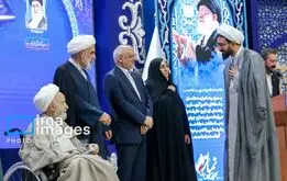 محسن قرائتی روی ویلچر نشست +عکس