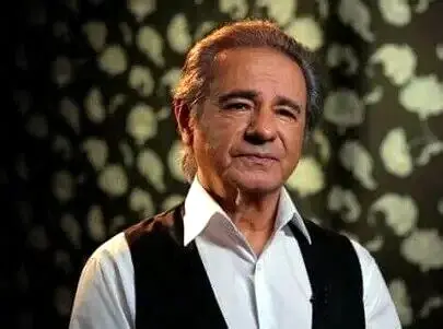 خواننده «سلطان قلب‌ها» به سرطان مبتلا شد +فیلم