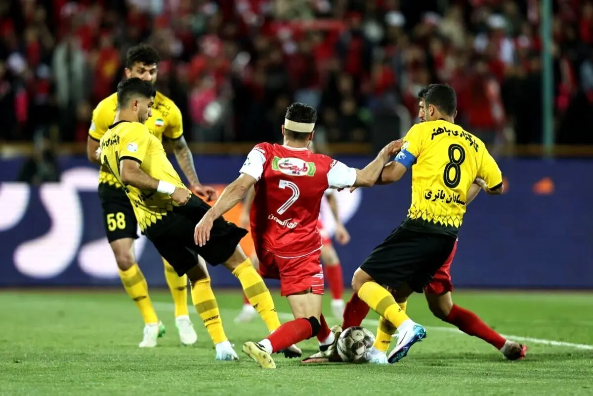 پنجمین ضربه سپاهان به پرسپولیس در این فصل!