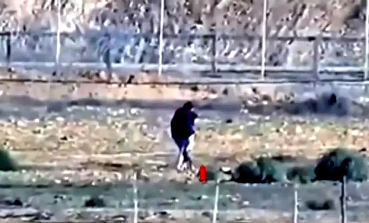 لحظه آزادی زن اسرائیلی با دو فرزندش+فیلم