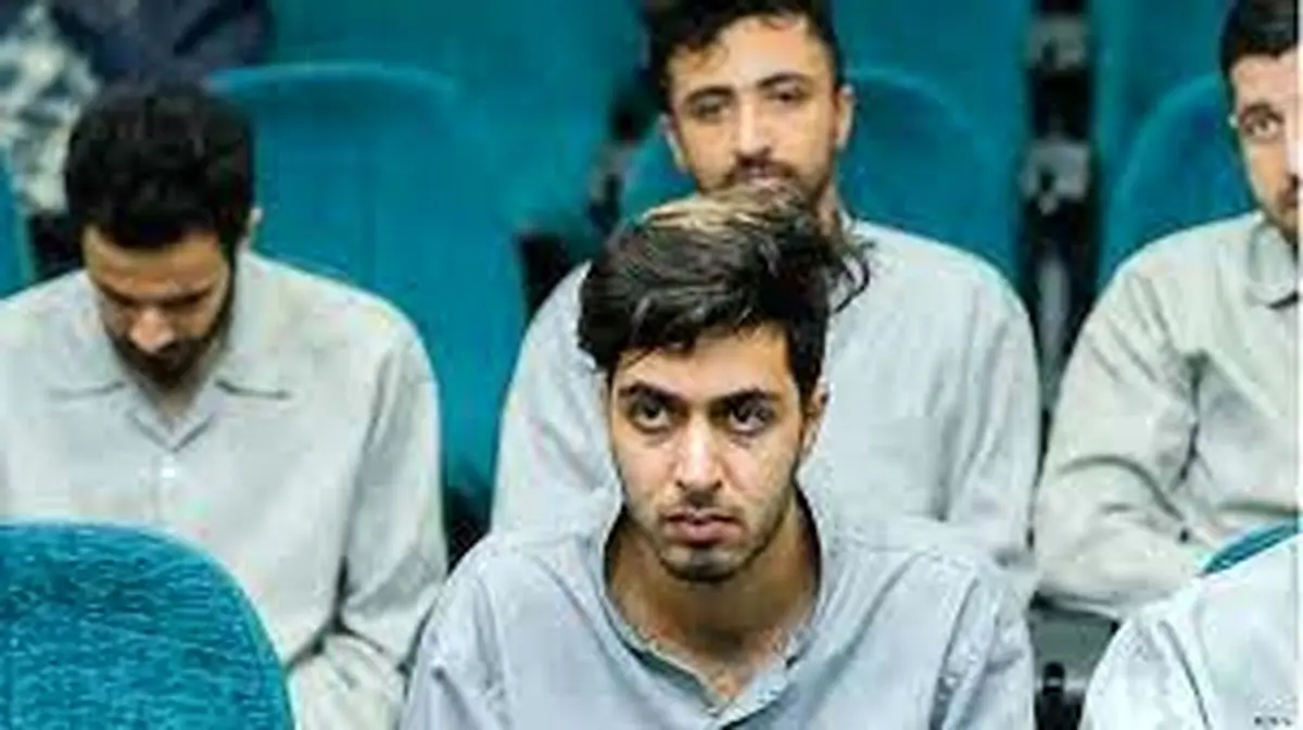 پدر محمدمهدی کرمی: توروخدا به پسر من حبس ابد بدهید، اما اعدام نکنید | هر لحظه ممکن است بچه‌ام اعدام شود