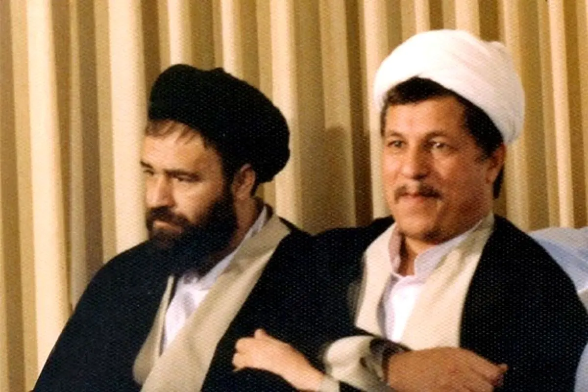 خاطرات هاشمی رفسنجانی، ۱۸ اسفند ۱۳۷۸:عاملان قتل های زنجیره ای گفته اند حاج احمدآقا را کشته اند