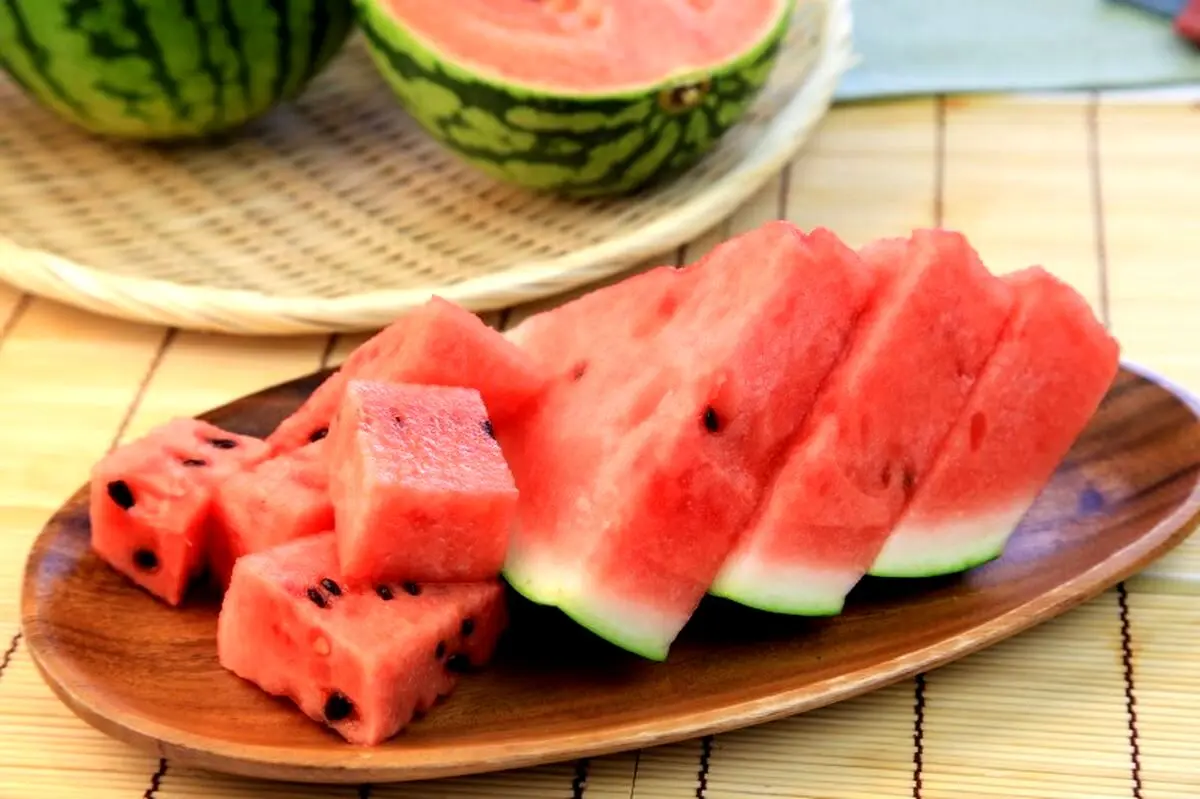 هسته این میوه ها خوردنی است + فواید