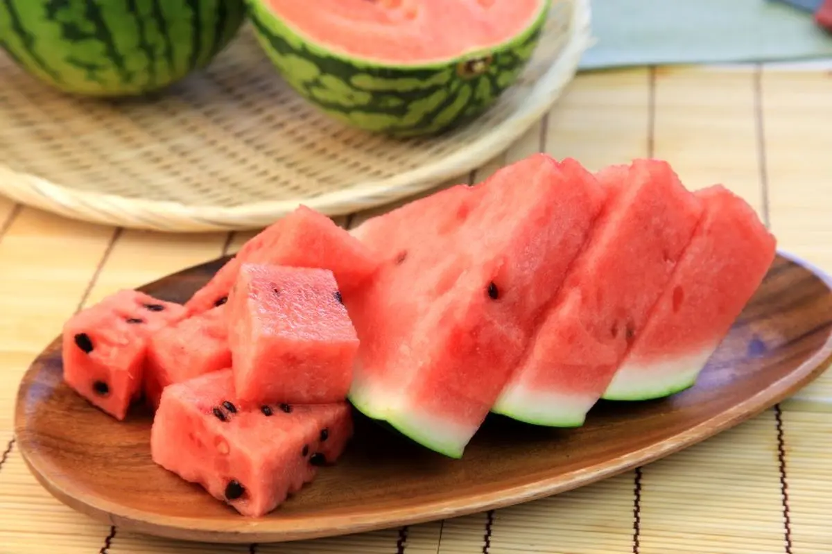 هسته این میوه ها خوردنی است + فواید