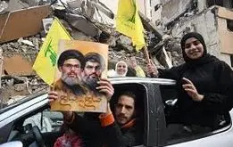 انبوه جمعیت مردم برای حضور در مراسم تشییع پیکر سیدحسن نصرالله + فیلم