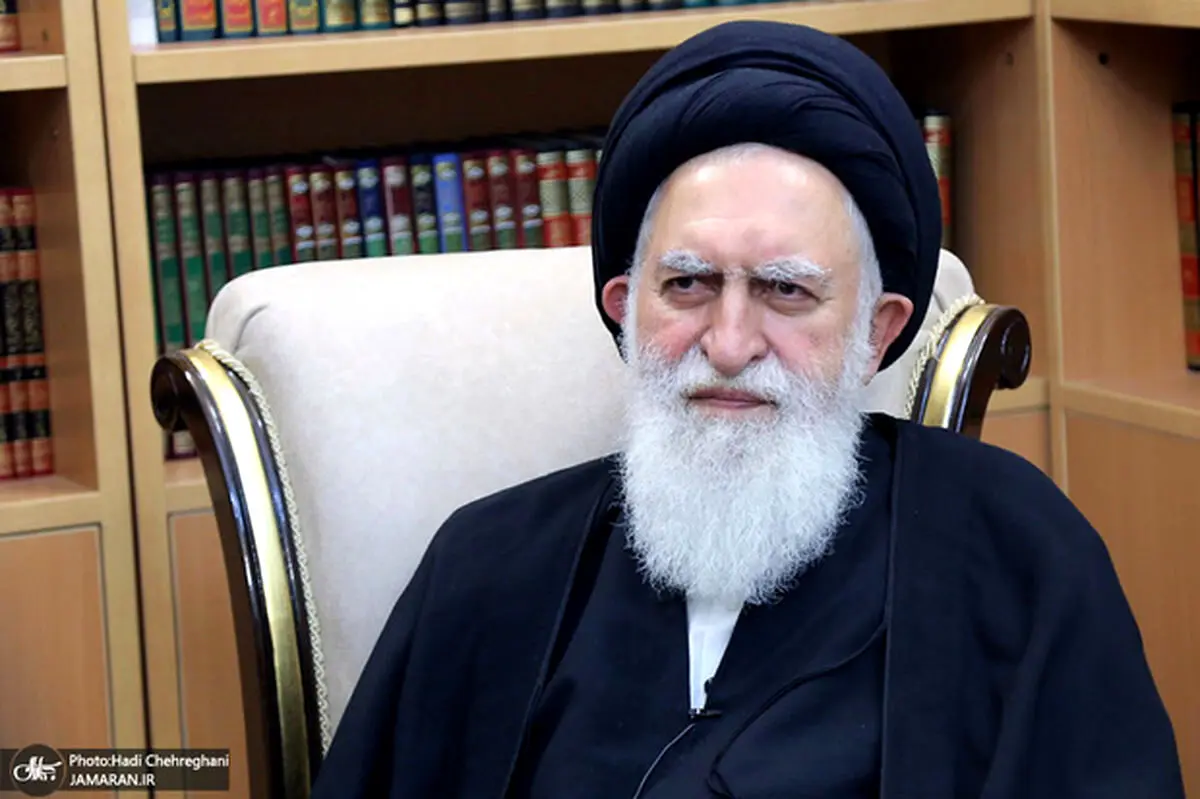 انتقاد آیت الله علوی بروجردی از برخورد با معترضان آبادان|اینها دشمن نیستند+فیلم