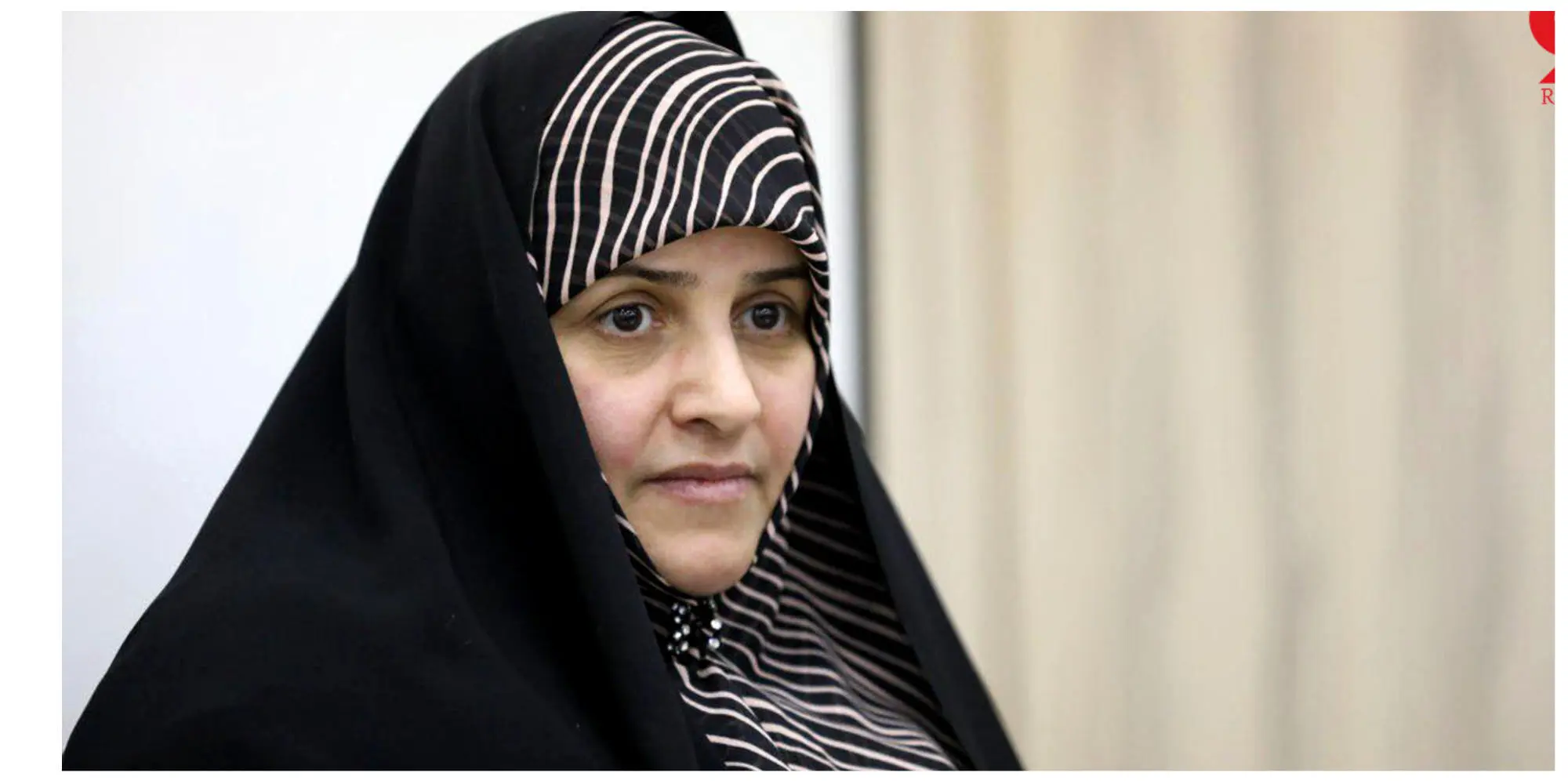 نظر رهبر انقلاب درباره دفن انگشتر ابراهیم رئیسی همراه با پیکر او
