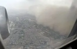 گرد و خاک از تهران نمی‌رود