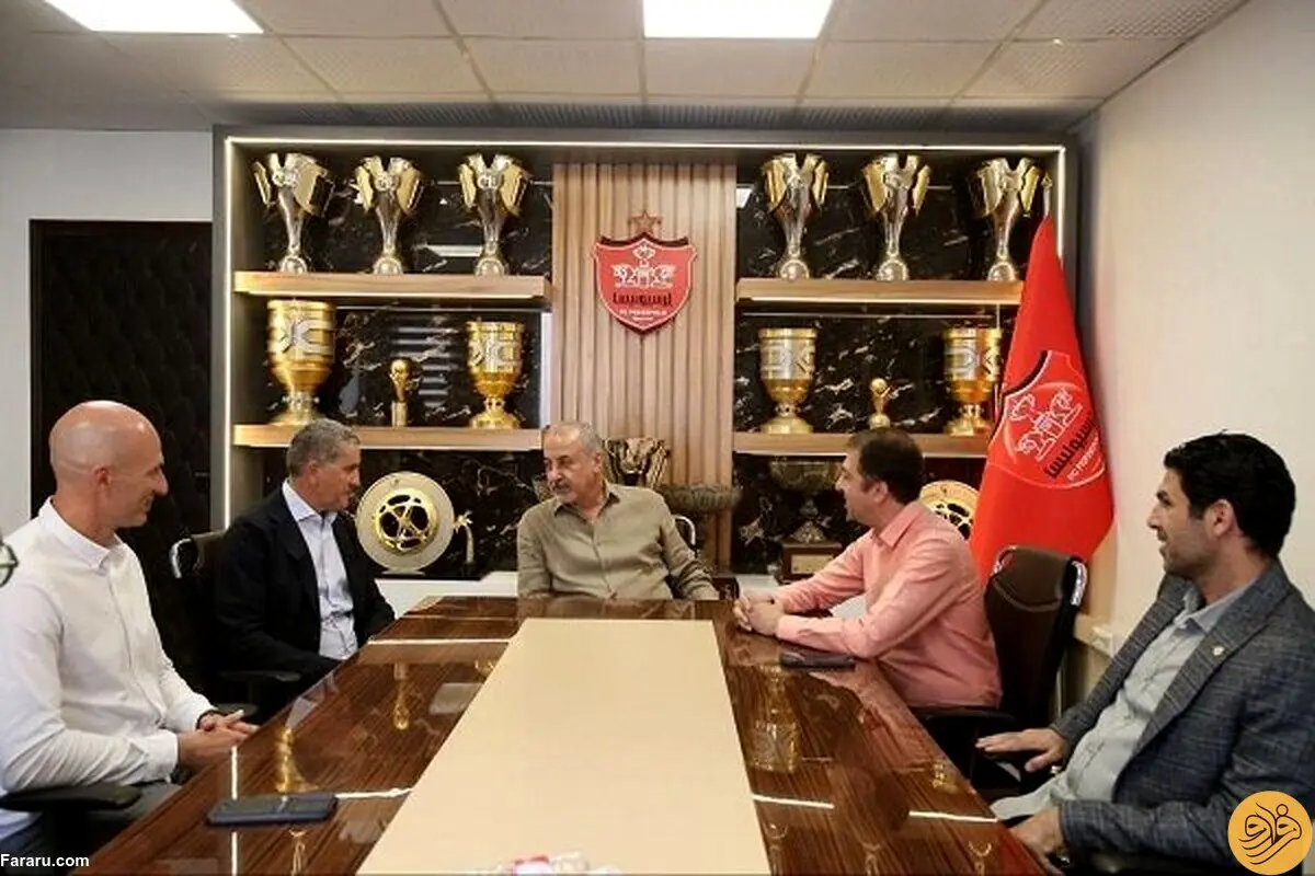 تکلیف کادر فنی پرسپولیس مشخص شد

