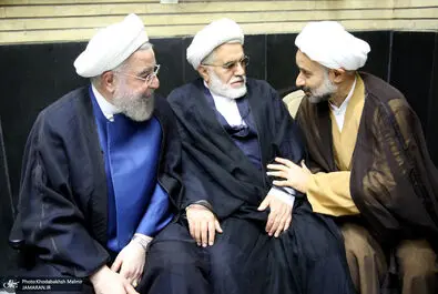 مراسم ترحیم مادر اسحاق جهانگیری