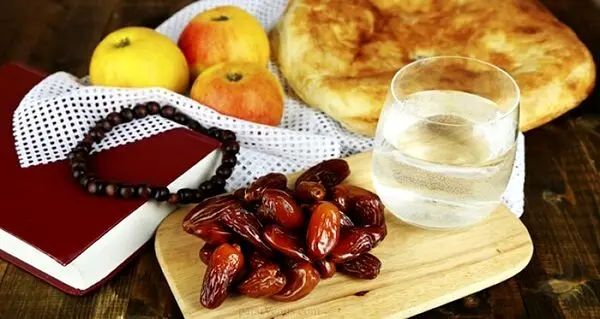 ۷ عارضه مهم روزه‌داری که باید بدانید